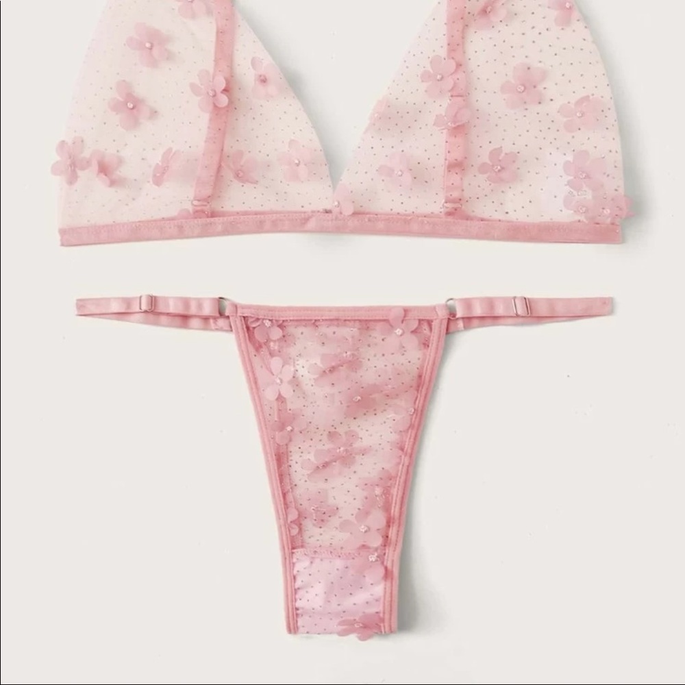 NWT Shein: Beautiful Embroidered Pink Flower Lingere - Picture 6 of 10
